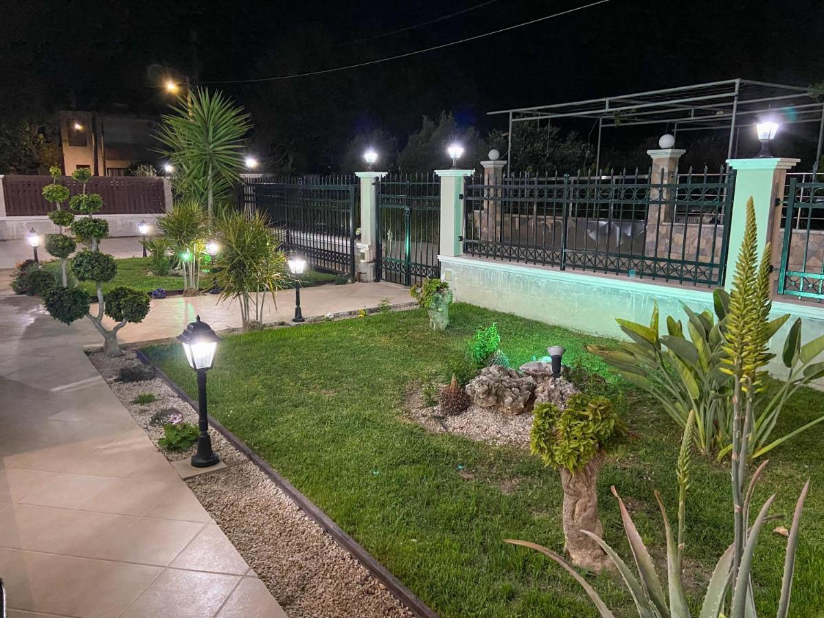 Simplycity Homestay Apartments Kremasti  Exterior photo